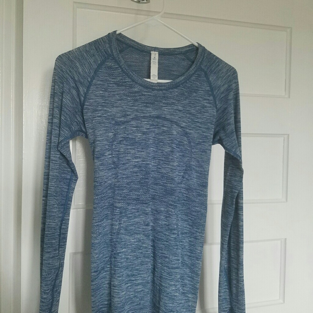 Lululemon long-sleeved